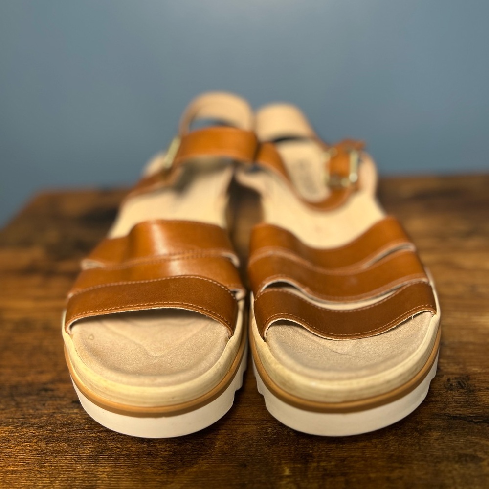 Brand New Mephisto Brown Leather Air Relax Sandals - Picture 2 of 7
